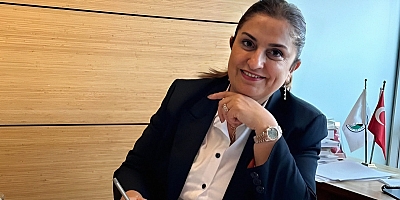 FATMA BACAR’DAN ÖĞRETMENLER GÜNÜNE DUYGU YÜKLÜ MESAJ