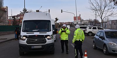 KARS’TA ÖĞRENCİLER İÇİN TRAFİK GÜVENLİĞİ ÜST SEVİYEDE