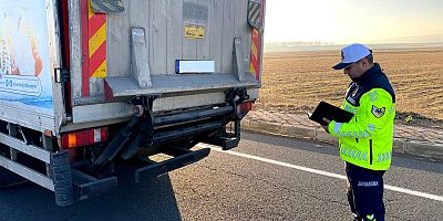 Kars’ta Trafik Denetimleri: Güvenli Ulaşım İçin Sıkı Kontrol